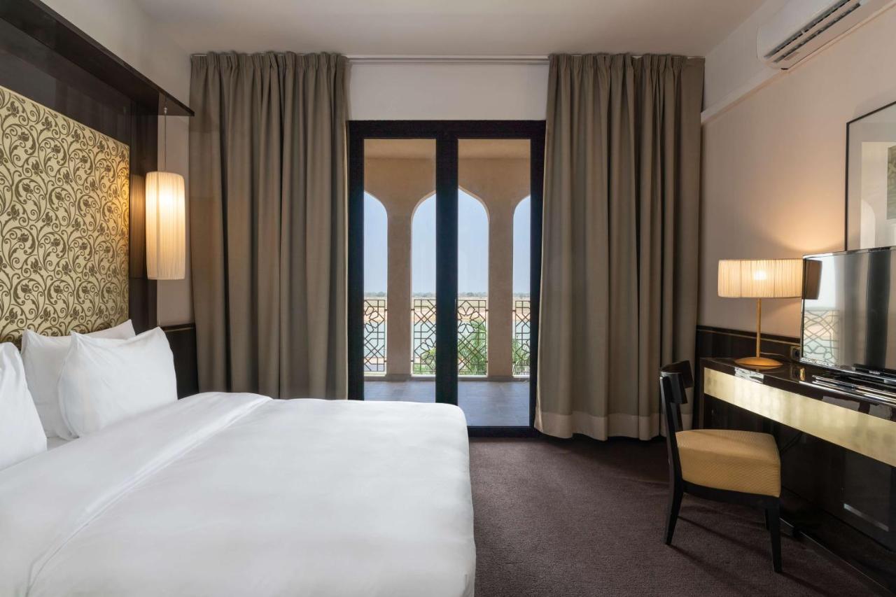 Radisson Blu Hotel NʼDjamena Exteriör bild
