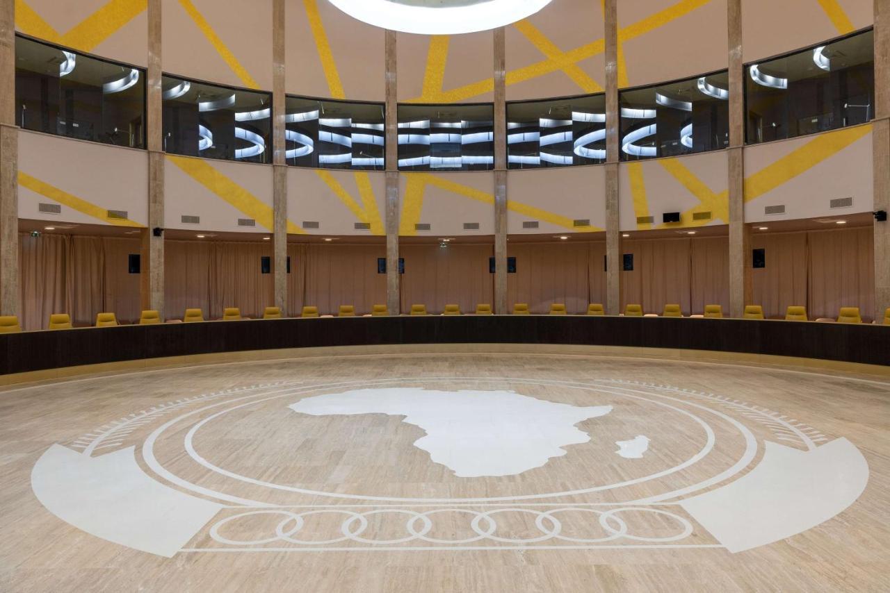 Radisson Blu Hotel NʼDjamena Exteriör bild