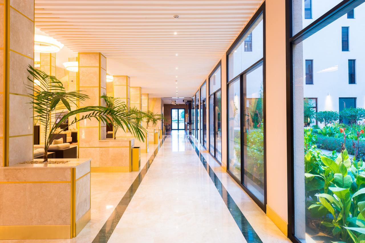 Radisson Blu Hotel NʼDjamena Exteriör bild